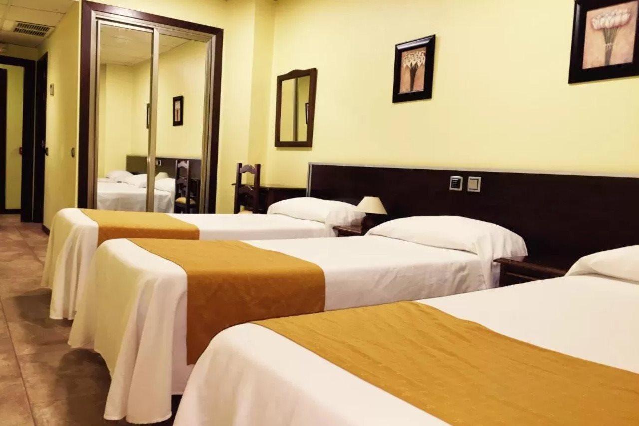 Hotel Complutense Alcala de Henares Luaran gambar