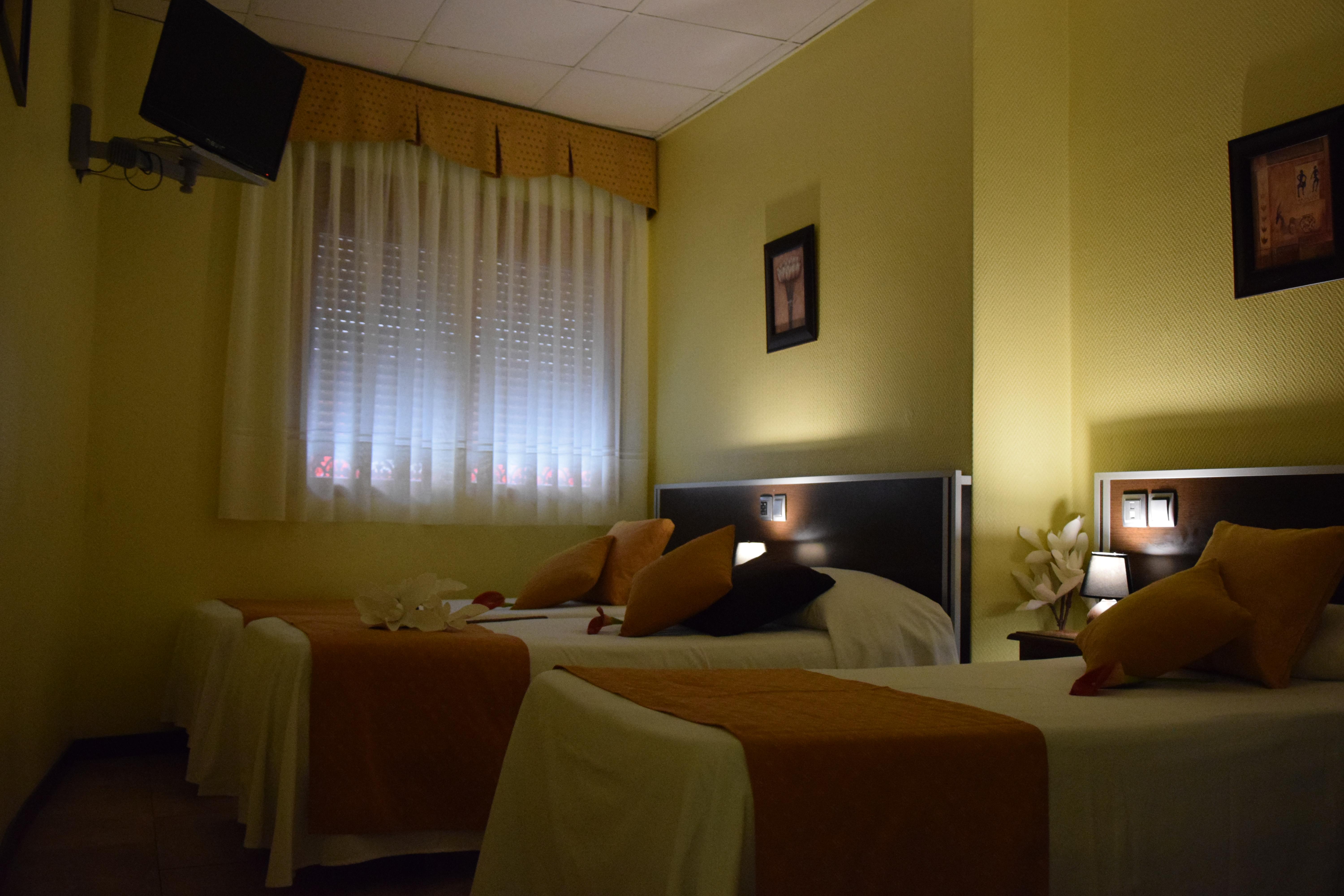 Hotel Complutense Alcala de Henares Luaran gambar