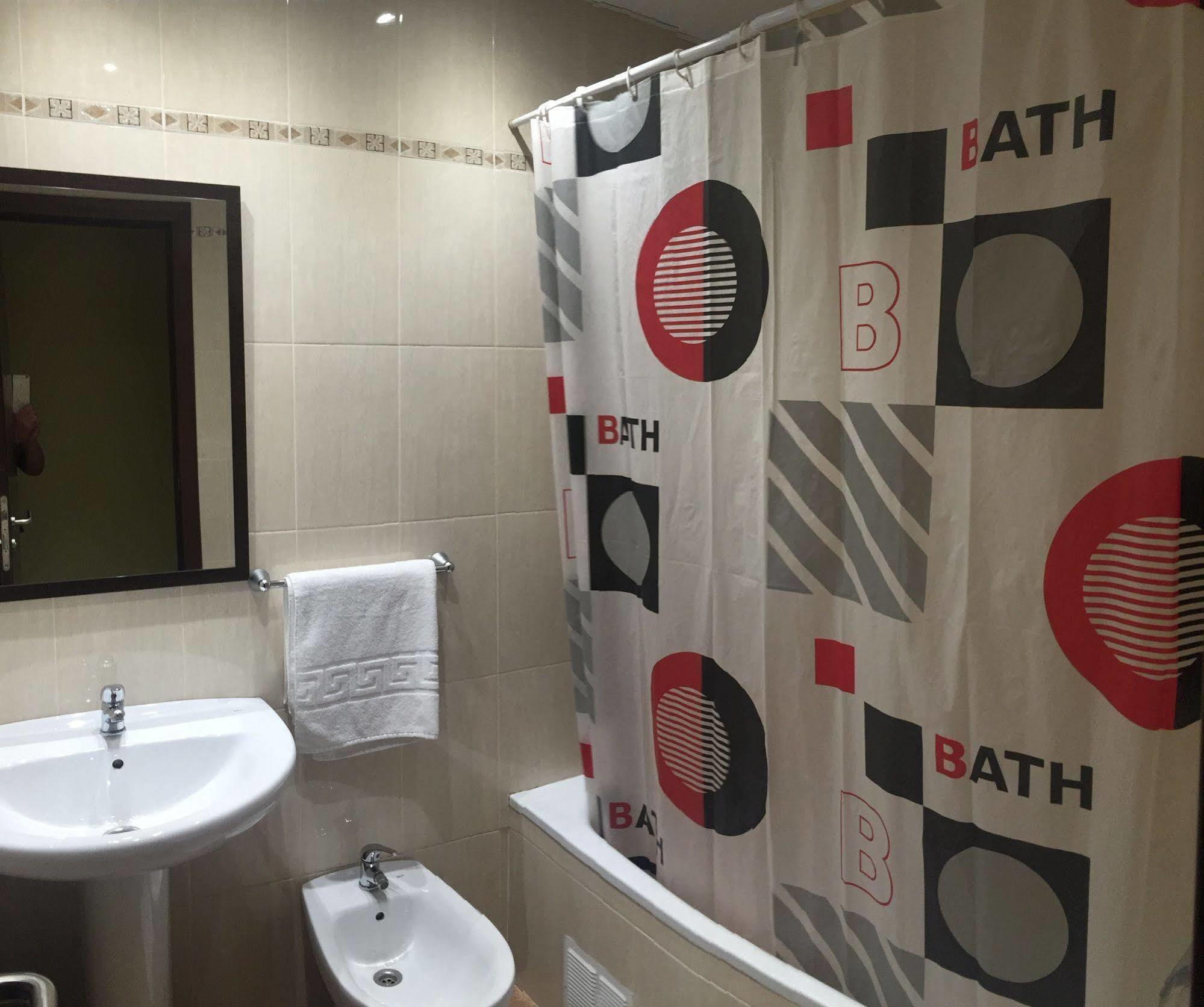 Hotel Complutense Alcala de Henares Luaran gambar