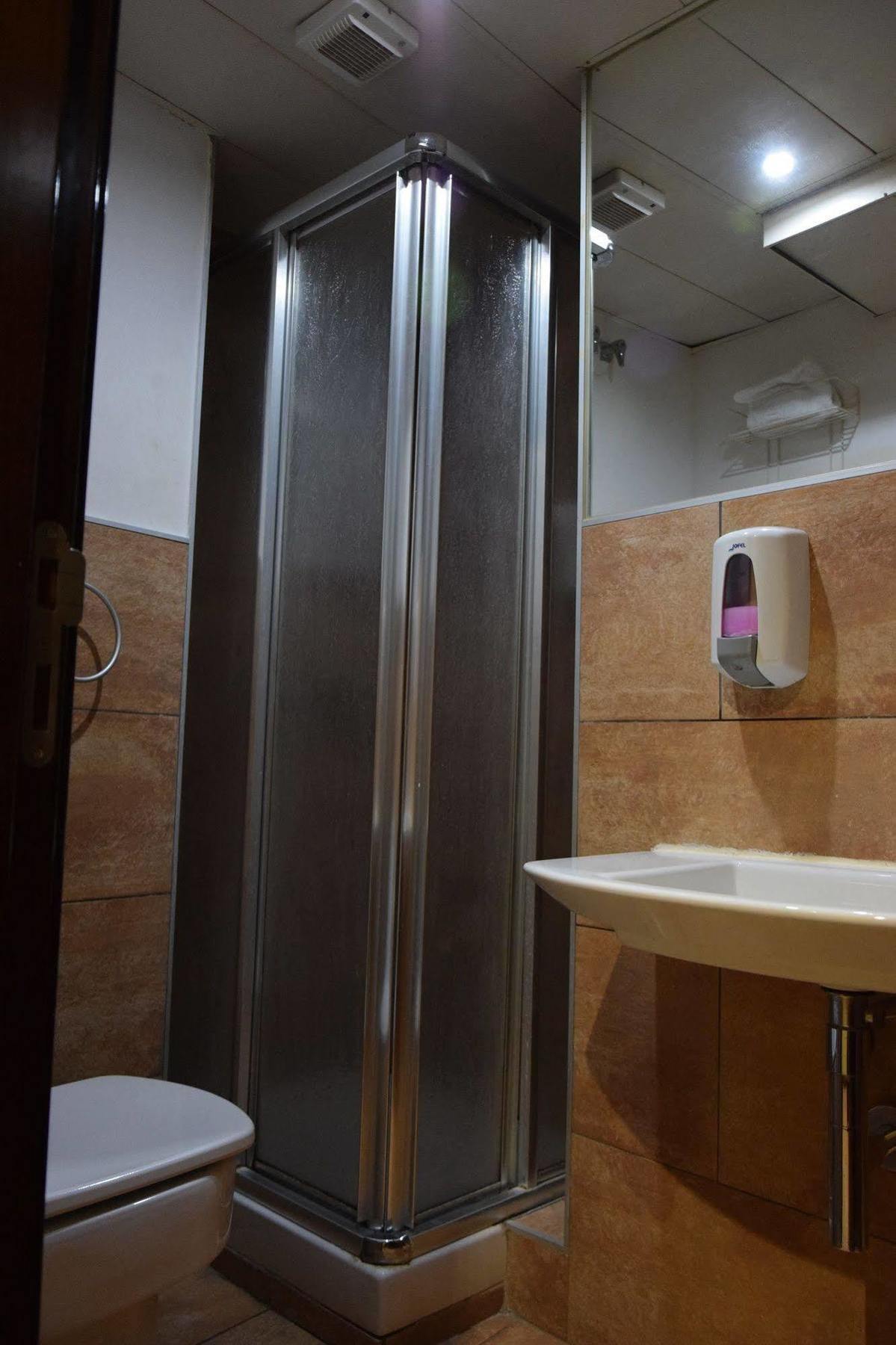 Hotel Complutense Alcala de Henares Luaran gambar