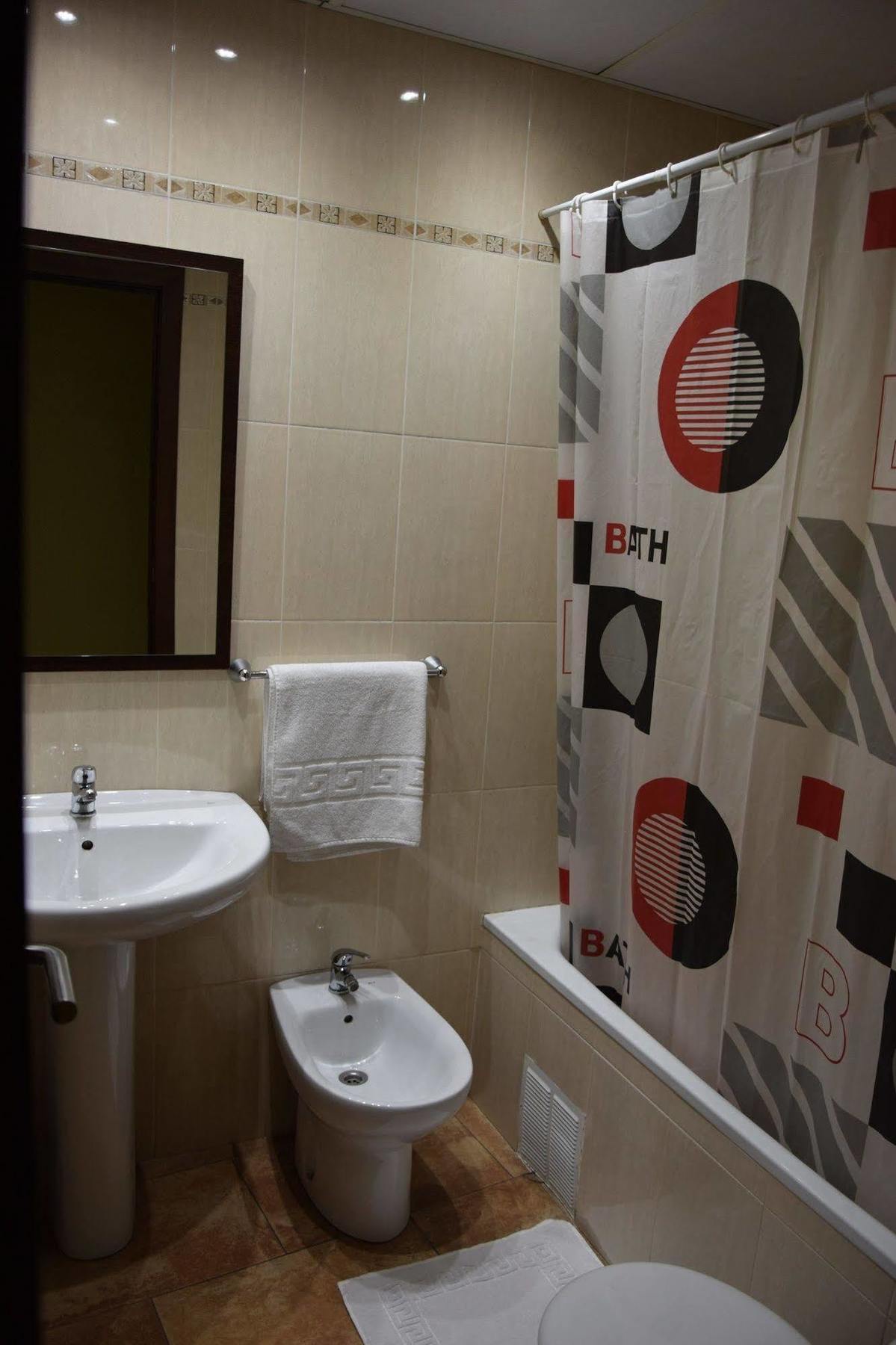Hotel Complutense Alcala de Henares Luaran gambar